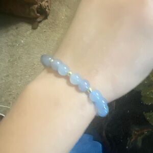 Light gray glass bead bracelet